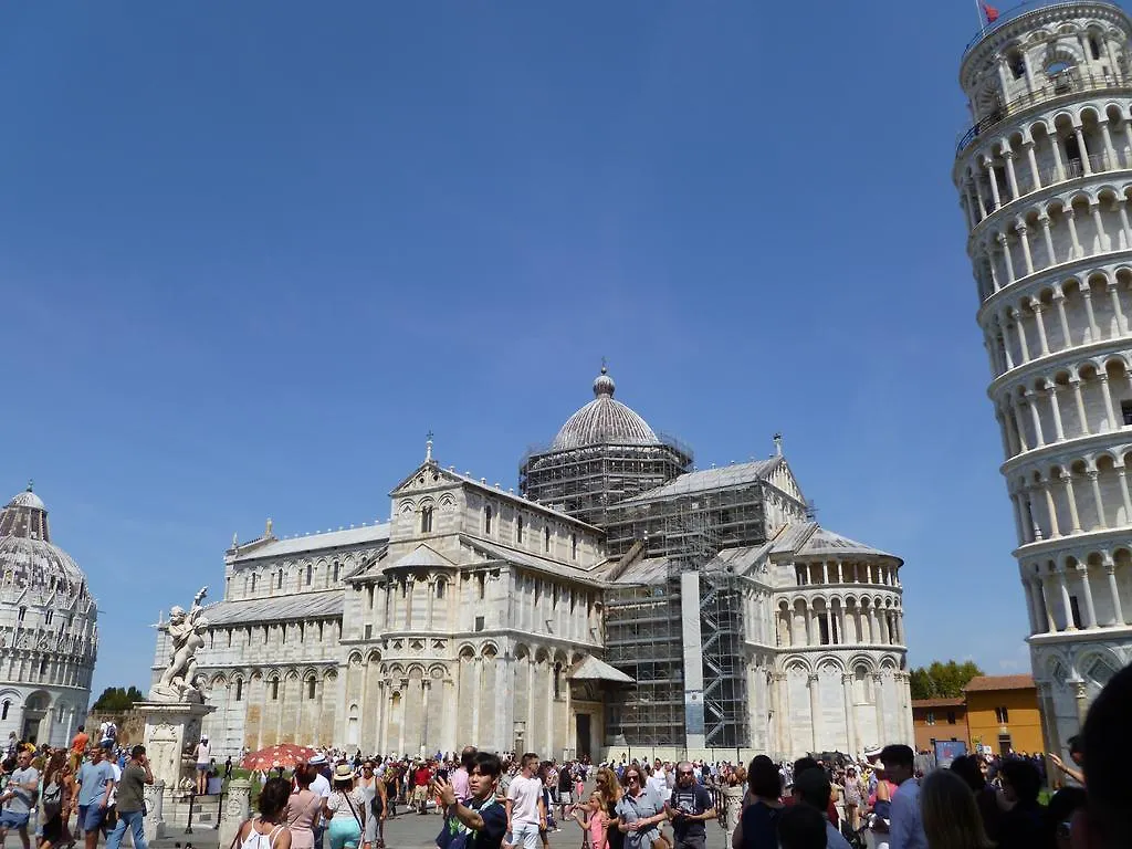 Time Out Hotell Pisa Italien