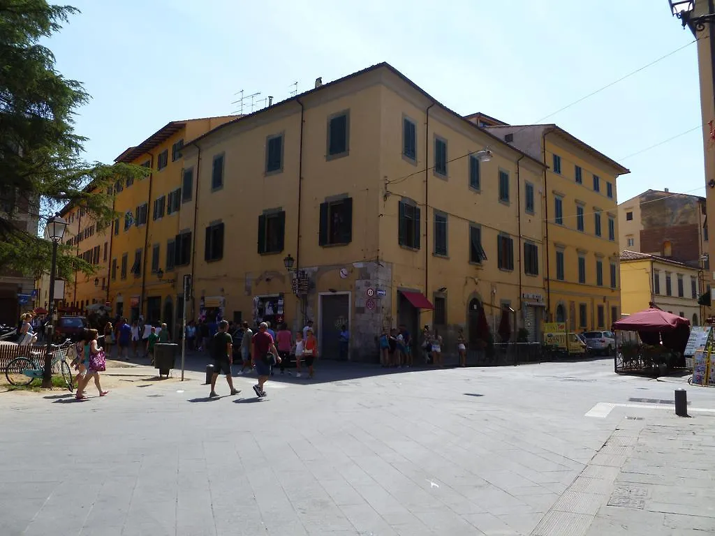 Time Out Hotell Pisa Pensionat